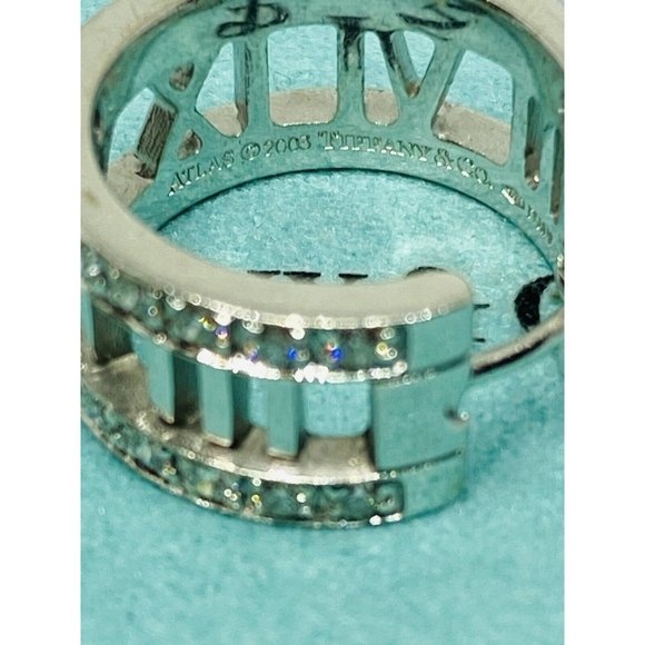 SOLD!Authentic Tiffany & Co "SINGLE” SOLID 18k Diamond Atlas Huggie Hoop Earring - Picture 5 of 8